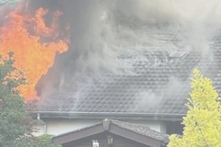 Une villa a pris feu samedi après-midi à Collombey-Muraz VS.